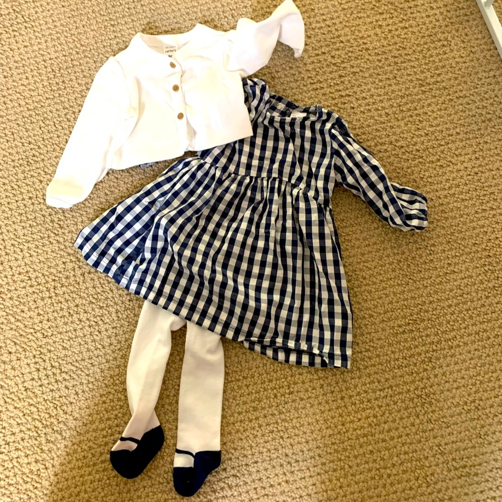 CARTERS Holiday dress outfit, size 9m.
